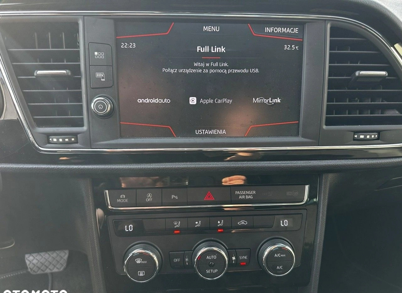 Seat Leon cena 74900 przebieg: 34000, rok produkcji 2020 z Kłodawa małe 466